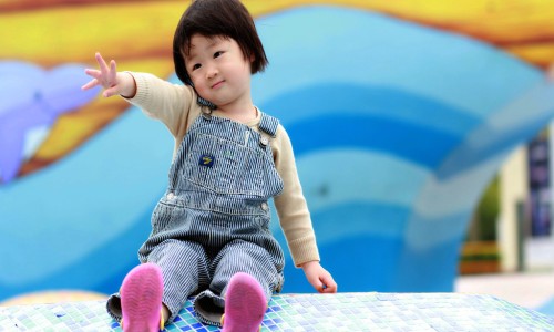 小孩子夏天手很热怎么回事-权威小孩夏天手冰凉出水怎么回事平台,分享专业夏天小孩手凉是什么原因引起的知识_夏天小孩手凉出汗是怎么回事网